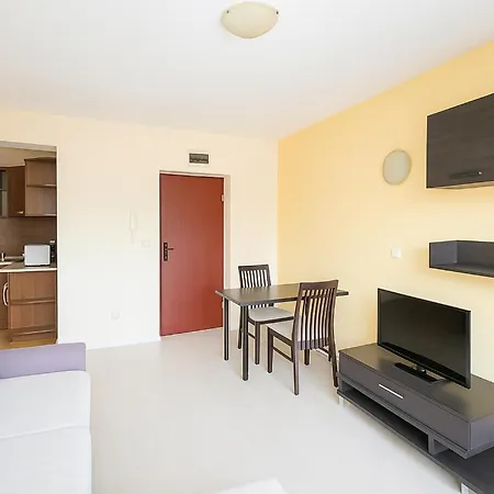 Apartment Rosa Rogosa Golden Sands